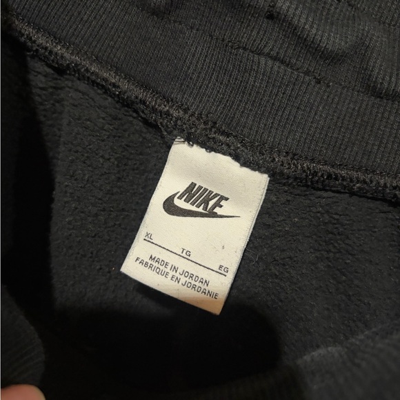Nike pants - Picture 3 of 3